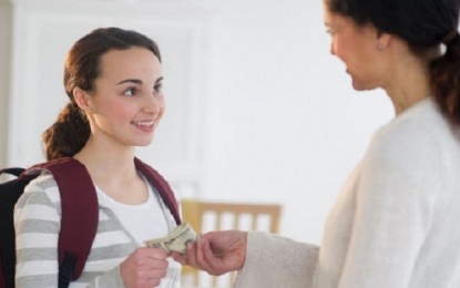 3 Everyday Events That Can Teach Your Kids About Money