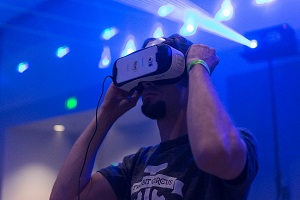 Virtually Reality Is Literally Here – And This Is The Best Way To Cash In